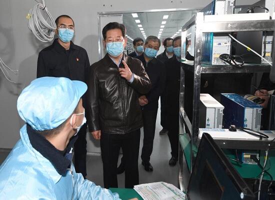 三晉長城下，太原云廠啟新篇 山西書記考察計(jì)算機(jī)技術(shù)培訓(xùn)工作